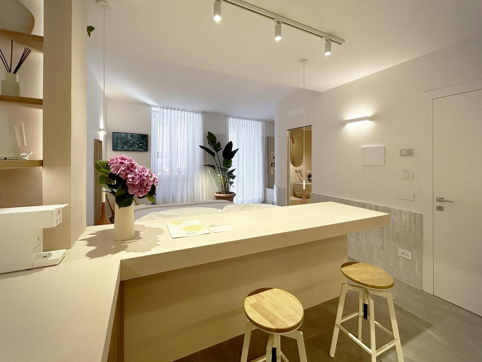 Allegra Suites Монтеросо ал Маре Екстериор снимка