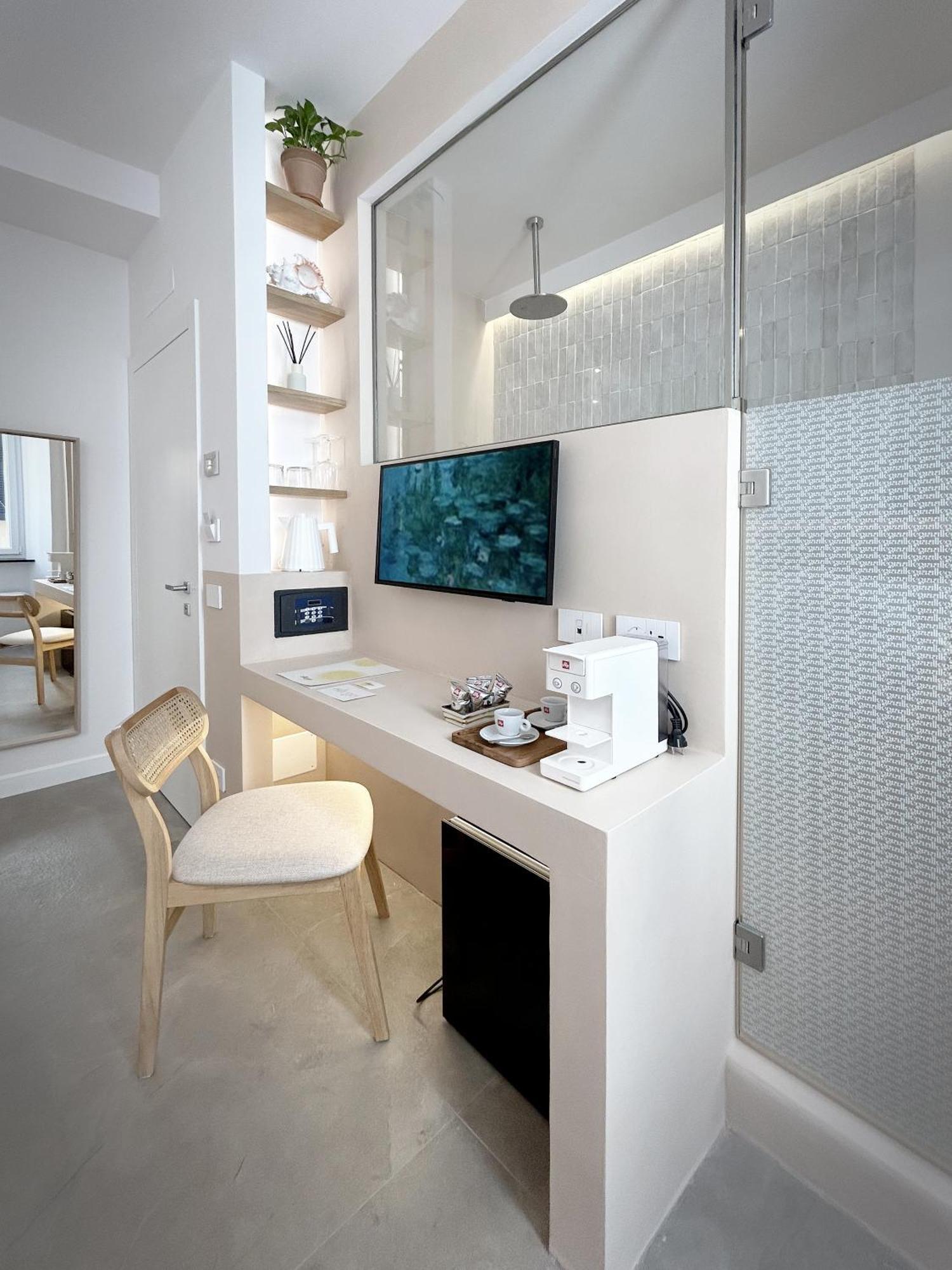 Allegra Suites Монтеросо ал Маре Екстериор снимка